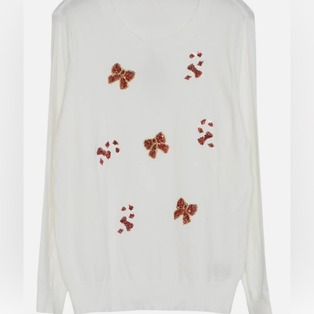 Victoria Harbour Sweater cream white with Red Holiday Embellishments size medium